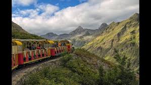 TREN DE ARTOUSTE, PIRINEO ARAGONÉS Y PAMPLONA