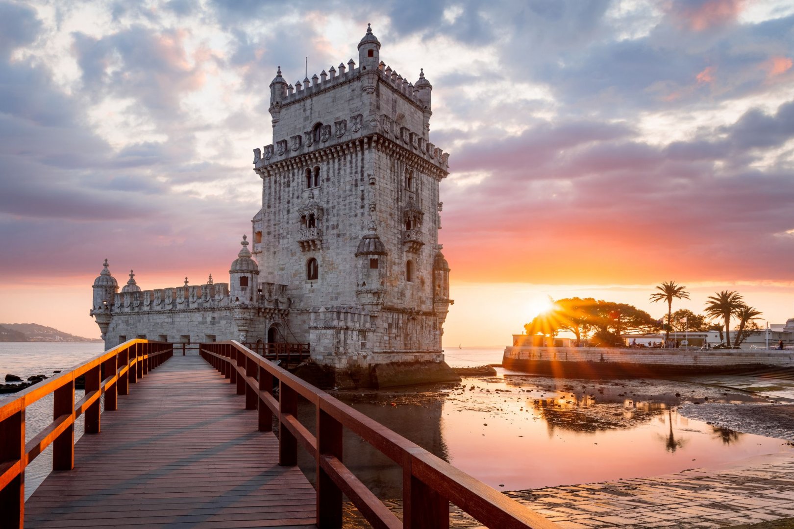 RECORRIENDO LISBOA Y SUS ALREDEDORES- PUENTE DE LA INMACULADA