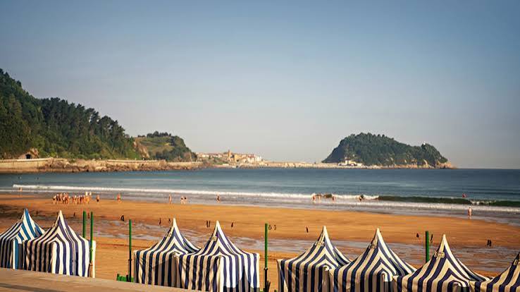 ZARAUTZ, GUETARIA Y SAN SEBASTIAN. 13/08/2026